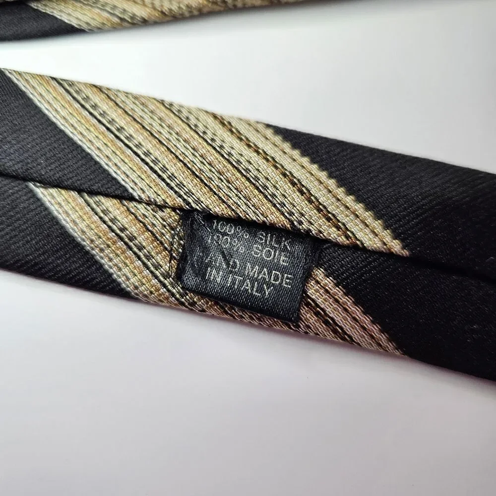 Vintage Valentino Cravatte Pure Italian 100% Silk Designer Striped Necktie Tie